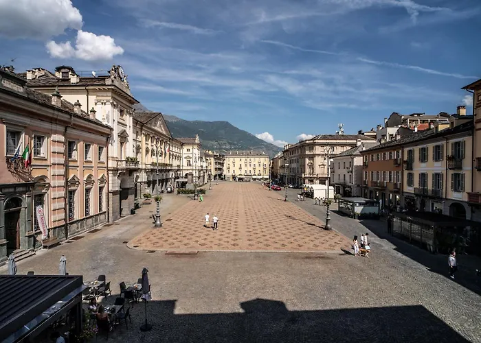 Aosta Holiday Apartments - Piazza Chanoux
